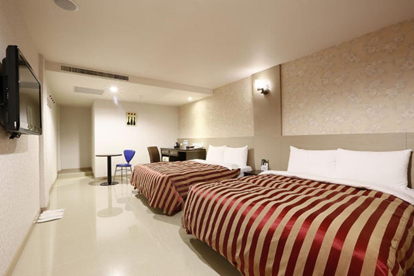 كاوشيونغ Hua Xiang Motel - Arena المظهر الخارجي الصورة