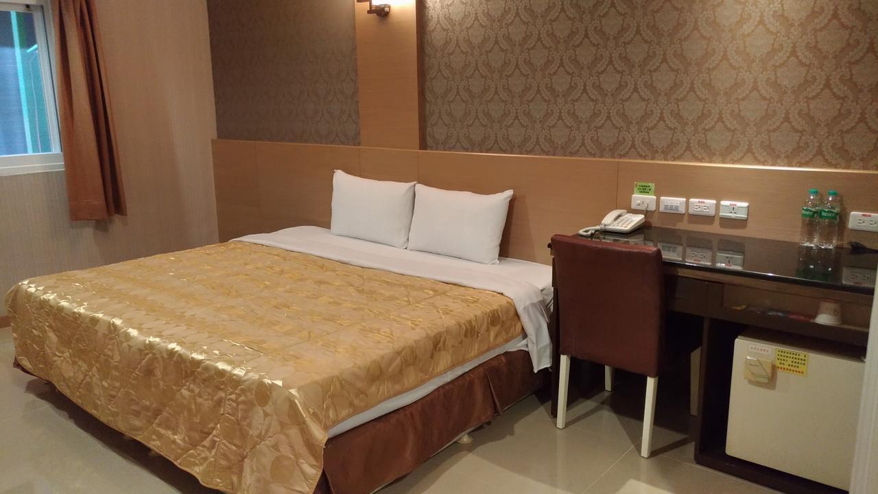كاوشيونغ Hua Xiang Motel - Arena المظهر الخارجي الصورة