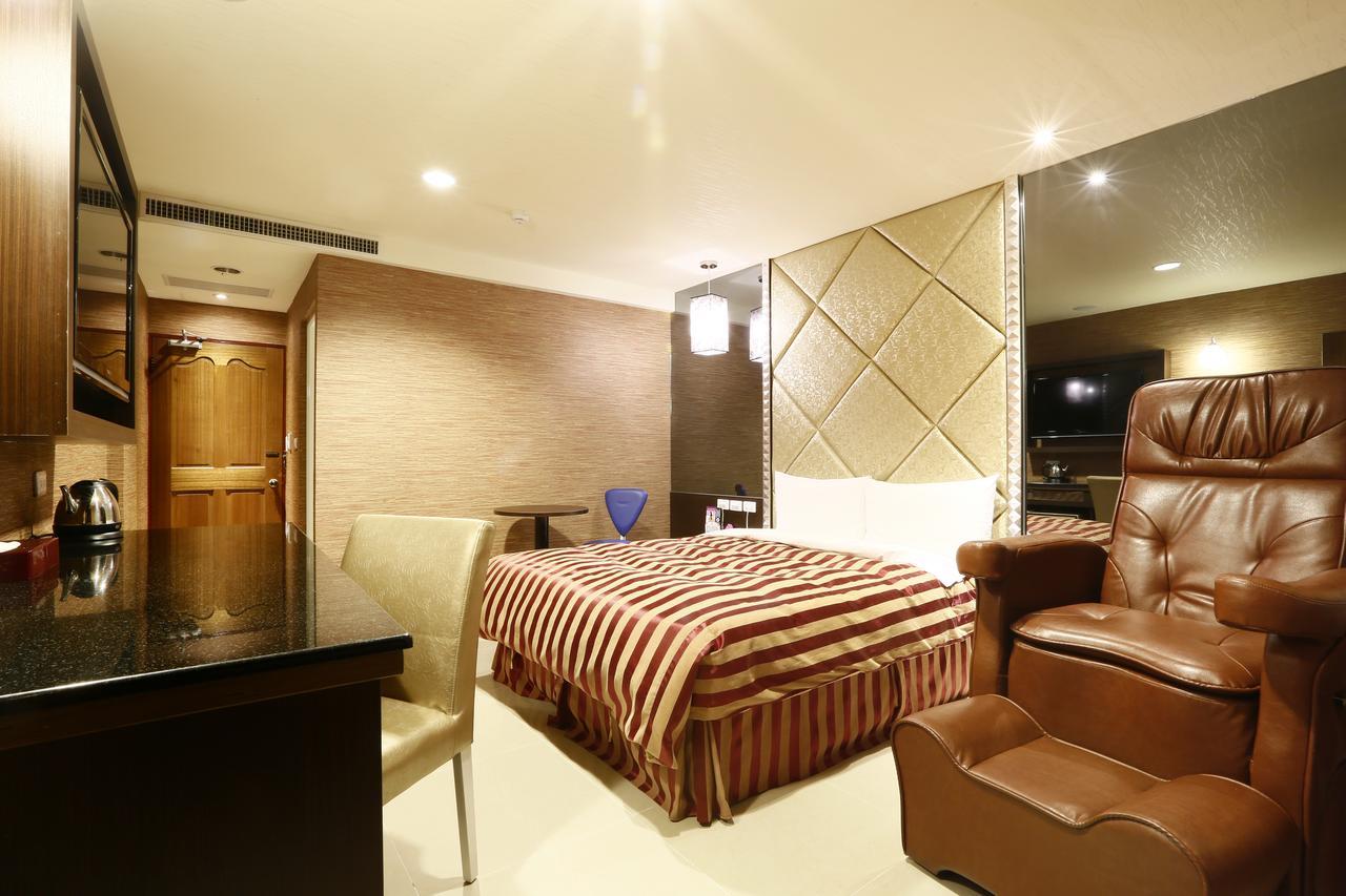 كاوشيونغ Hua Xiang Motel - Arena المظهر الخارجي الصورة